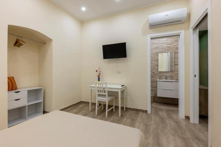 Dimora Sorriso Apartment Bari Exterior photo